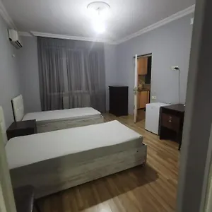 On Lado Asatiani Летний дом Батуми