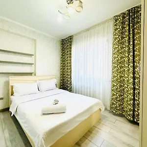 Central Esentai 2-room Апартаменты Алматы